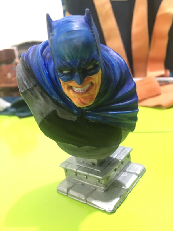 Busto BATMAN: THE DARK KNIGHT RETURNS - Imagen 2