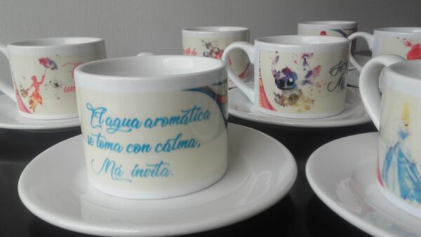 Tazas cortas de cerámica